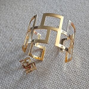 NWT trendy  gold plated set.